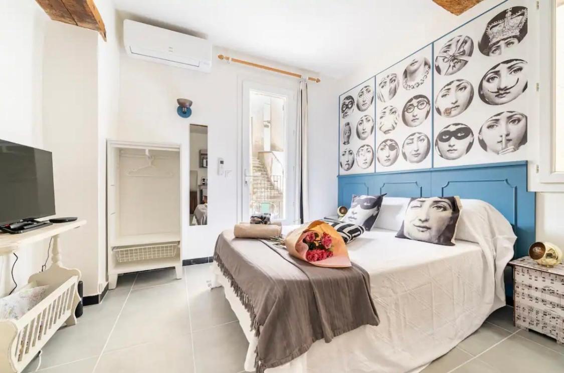 Le Bonheur -Studio Terrasse Centre-Ville - LʼIsle-sur-la-Sorgue Εξωτερικό φωτογραφία